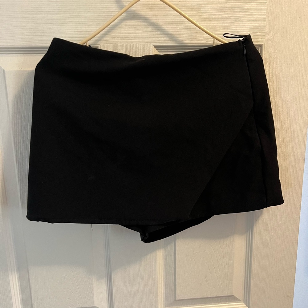 Zara Elegant Black Skort